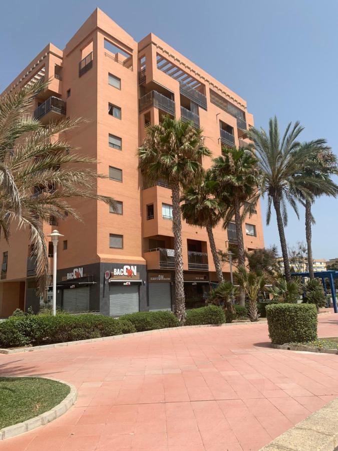 Apartamento Primera Linea Malaga Bagian luar foto