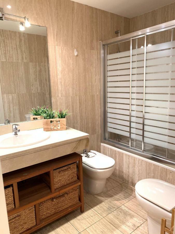 Apartamento Primera Linea Malaga Bagian luar foto