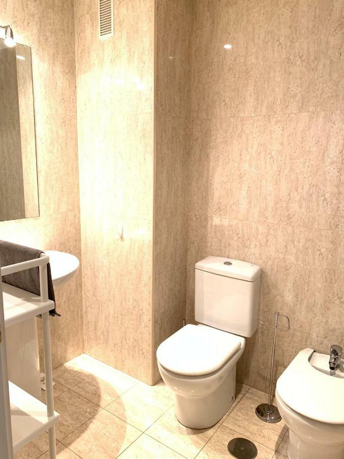 Apartamento Primera Linea Malaga Bagian luar foto