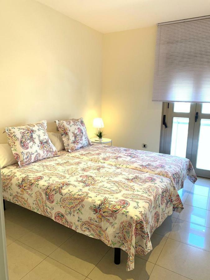 Apartamento Primera Linea Malaga Bagian luar foto